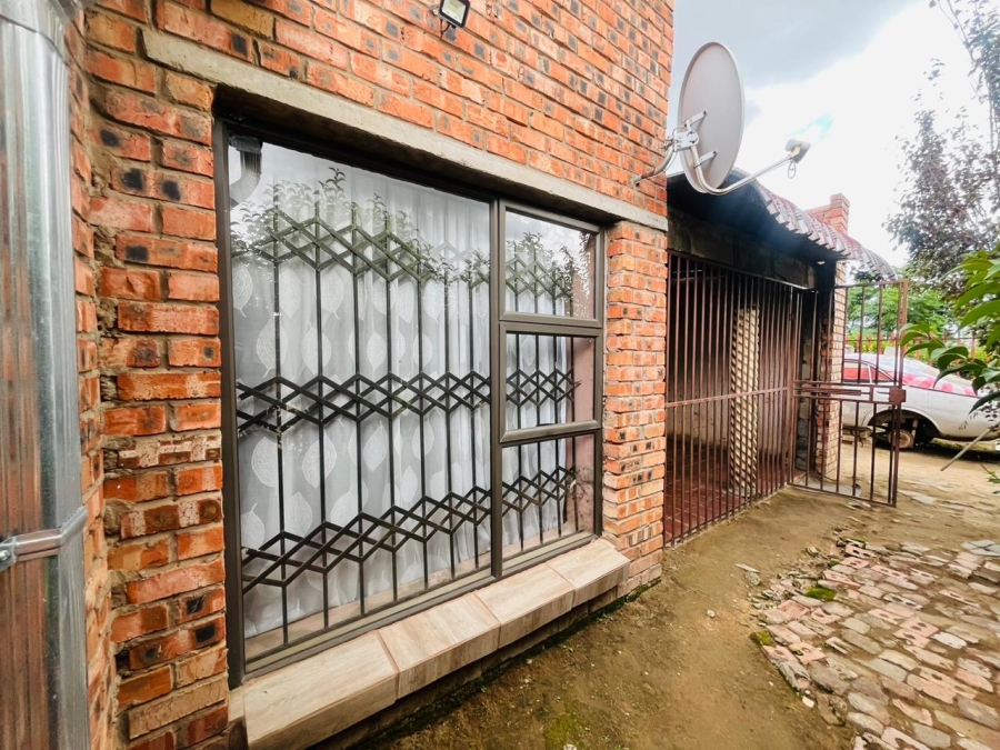 4 Bedroom Property for Sale in Grasslands Free State